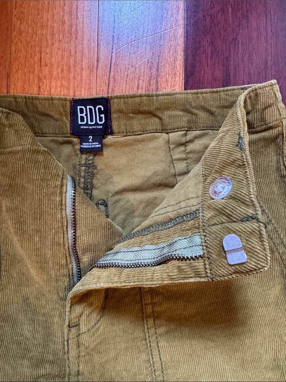 BDG Urban Outfitters | Olive Green Corduroy Wide-Leg Cropped Pants NWOT - Picture 3 of 10